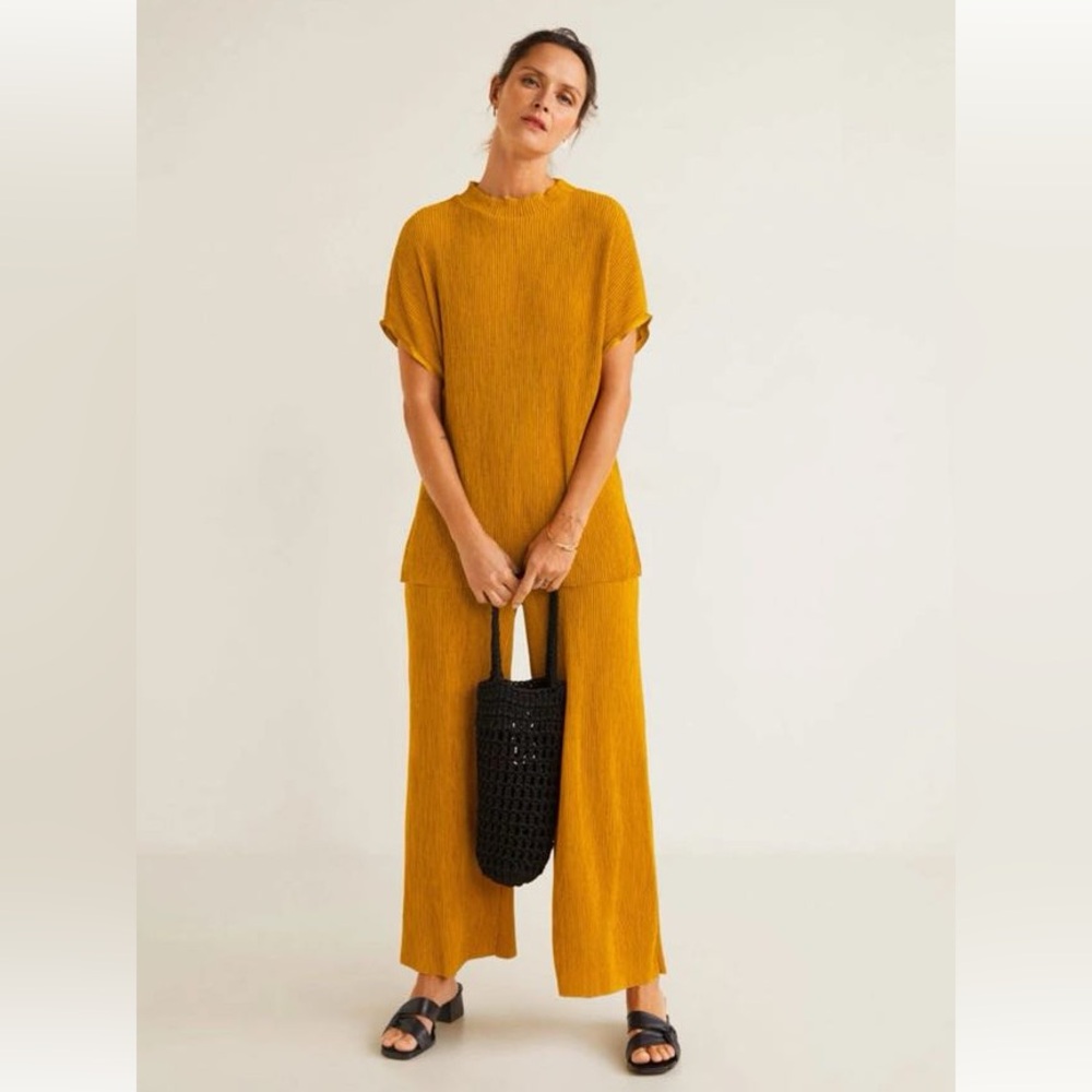 MANGO Plisse 2 Piece Set Size Small Oversized
